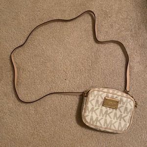 Michael Kors Crossbody